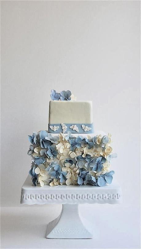 Dusty blue: un matrimonio dai toni fiabeschi Dusty blue: un matrimonio dai toni fiabeschi