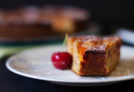 ciambella alla ricotta di bufala con ciliegie e albicocche al timo 3