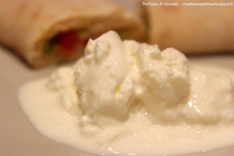 Stracciatella di panna e mozzarella - semplicissima goduria