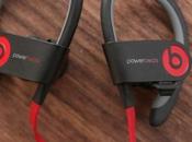Beats presenta Powerbeats2 nuovi auricolari wireless.
