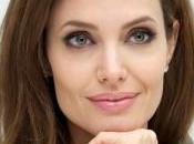 Angelina Jolie Daniel Lewis sono entrati parte dell’Ordine cavalleria britannico