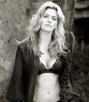 natasha henstridge 5