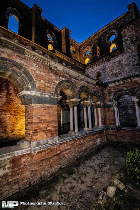 L'abbazia abbandonata di San Galgano!