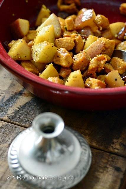 Pita di pollo allo zafferano con pere e labna speziata e salsa all'arancio per la #PiadaMundial ispirata all'Algeria