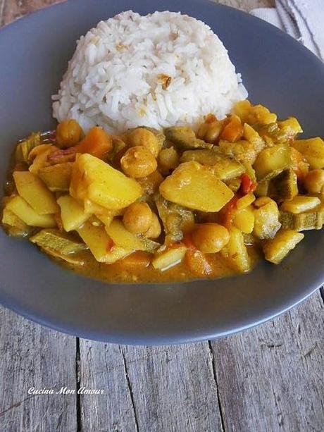 Curry di Verdure e Riso Pilaf