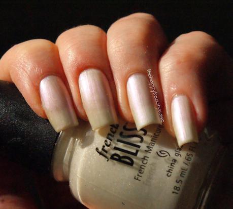 [Birthstone Challenge 2014]#6 June: Pearl China Glaze French Bliss (Oh La La White Pearl)+China Glaze Rainbow