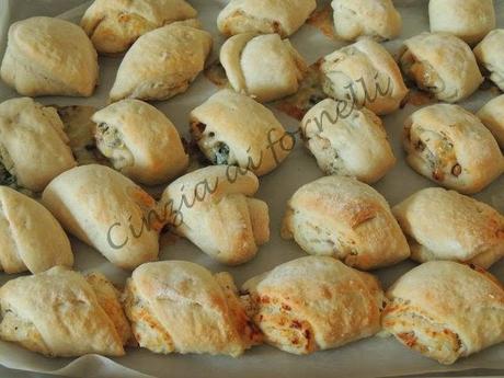 Rotolini con gorgonzola, pere e noci