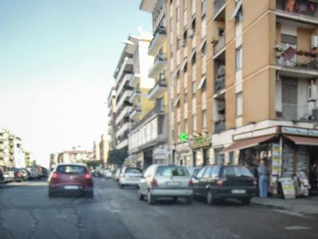 La sosta selvaggia uccide la città, ruba il vostro tempo, rende la vita facile a poche persone e difficilissima a molte. 80 foto per 10km di doppia fila continua da Cinecittà a Ostiense