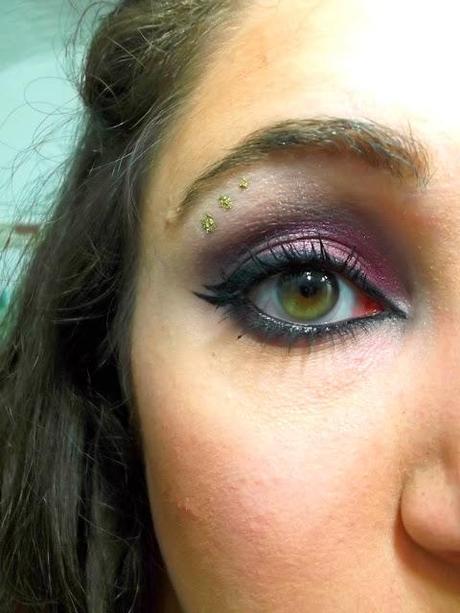 Dramatic Purple Smokey Eye Look