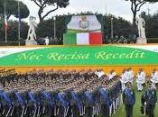 Encomi anacronistici nella Guardia Finanza