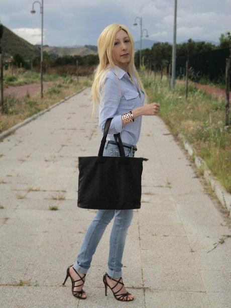 X-Cape Fashion Blogger loves Italian Denim