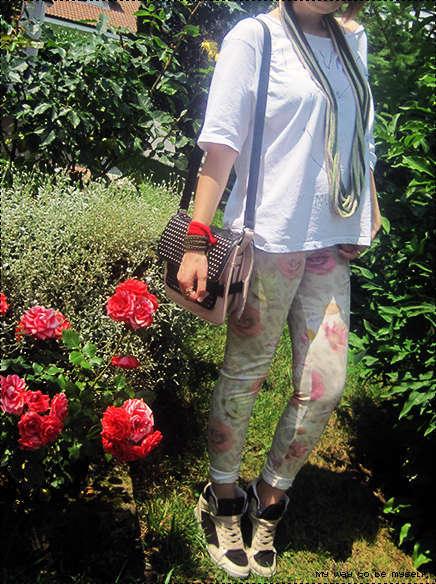 #ootd: Flower Power! (Maxi tee e leggings floreali Lollystar e due “modelli” d’eccezione :D)