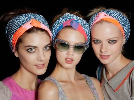 TREND ALERT: HAIR SCARVES