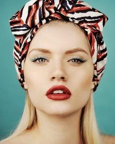 TREND ALERT: HAIR SCARVES