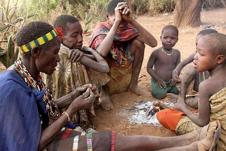 NW_Hadza-women-children_TZ