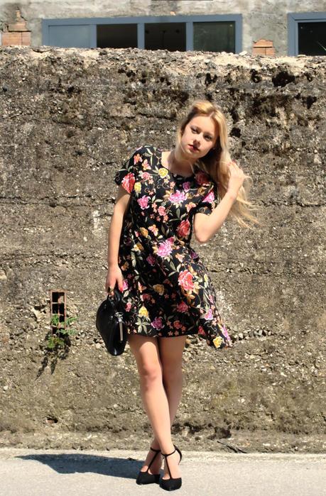 outfit vestito a fiori fashion blogger basse theFashiondiet Oasap peonie