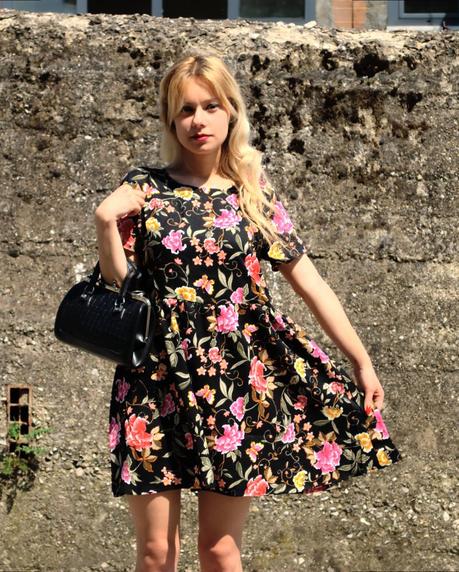 outfit vestito a fiori fashion blogger basse theFashiondiet Oasap peonie