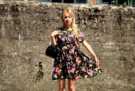 outfit vestito a fiori fashion blogger basse theFashiondiet Oasap peonie