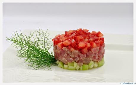 Tartare di tonno alla mediterranea