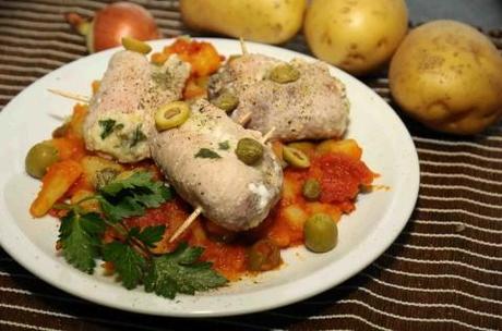 Impiattamento involtini di pesce spada con caponata di patate