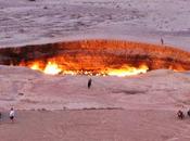 Porta l'Inferno: Gigantesco Buco Deserto Brucia anni!"