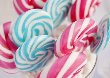 Lollipops for your wedding party!!! (e due links per lollipops DIY con i fiori!!)