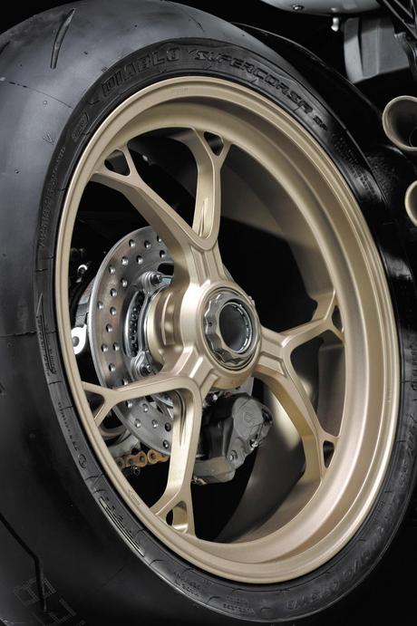 MV Agusta F3 800 Ago 2014