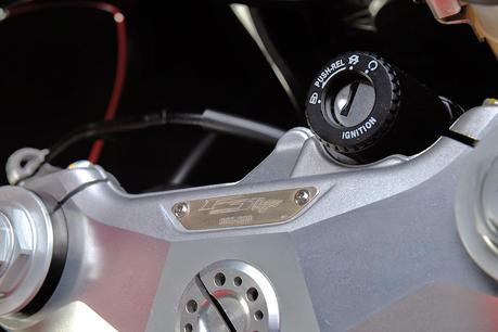 MV Agusta F3 800 Ago 2014