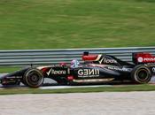 Lotus tratta Mercedes motore?