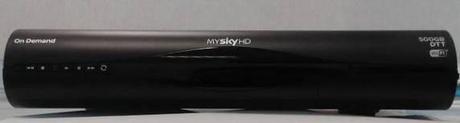 Sky prepara per l'autunno un superdecoder unico con Satellite, DTT e Wi-Fi