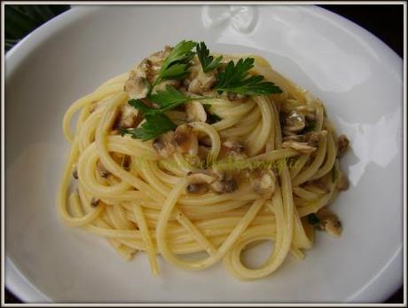 Spaghetti quadrati alle vongole