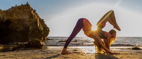 yoga-acrobats