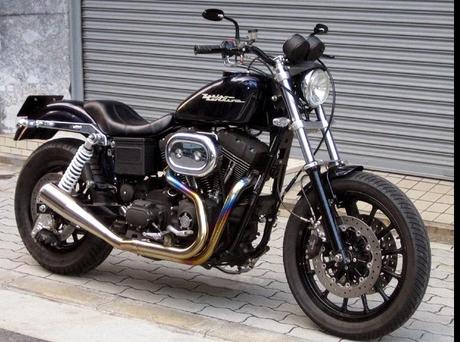 Harley FXDX Dyna 2000 by Tramp