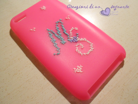 Tutorial - Come ricamare una cover in silicone