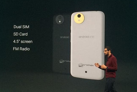 Google ha presentato anche AndroidOne, lo smartphone che costa meno di 100 dollari.