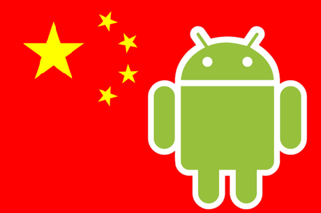 Logo di Android con la bandiera cinese come sfondo.