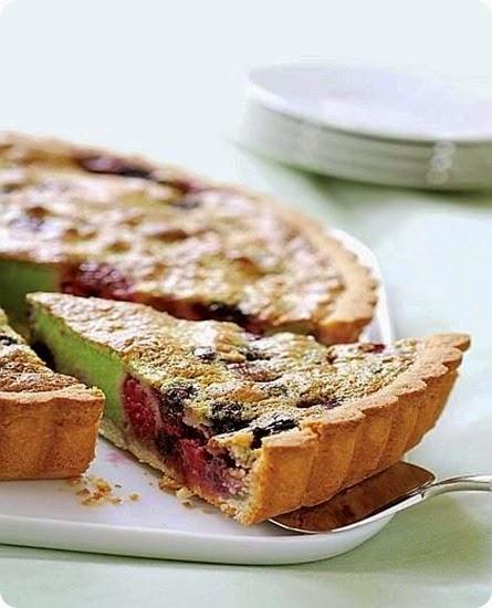 crostata alla frutta fesca e secca