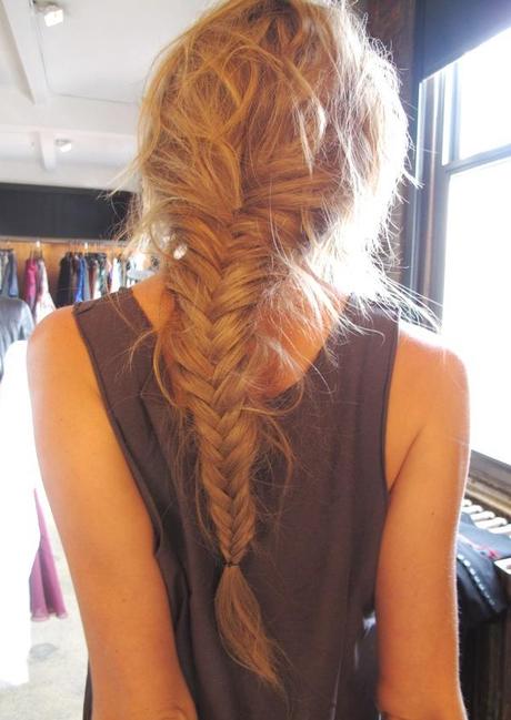 LoveHair #02 || D.I.Y. Fishtail Braid - Come realizzare la treccia spiga di pesce