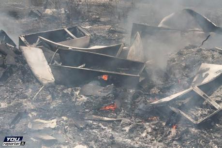 Vasto rogo presso campo Rom Via di Salone lo scorso 22 giugno. Ma se i pompieri intervengono per domare le fiamme vengono presi a sassate