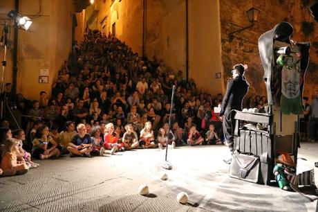 il sabato della Luna (Rocca) è azzurra