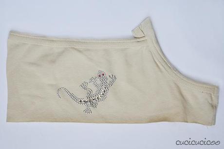 lizard sequinned appliqué on t-shirt scrap