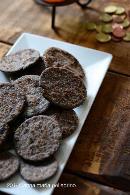 Alfio e Fanny per una finger-piadina con farina di riso venere, aspic di orecchie di maiale e pistacchi, gelatina di mandarino senapata. per l'Mtchallenge di Giugno