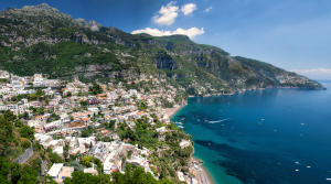 Uno squarcio della costiera amalfitana (it.gde-fon.com)