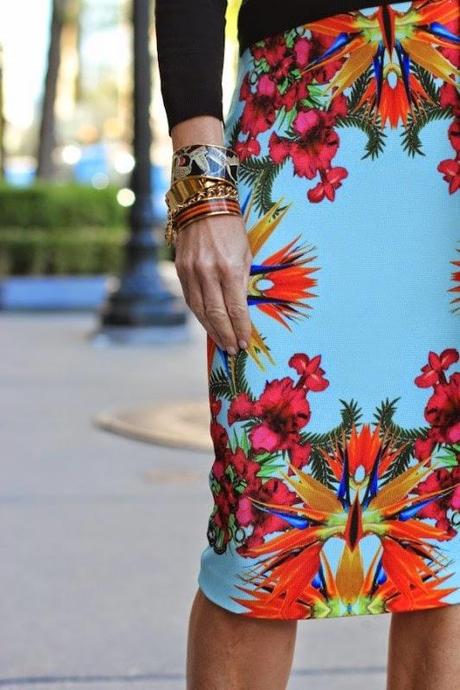 TROPICAL PRINT