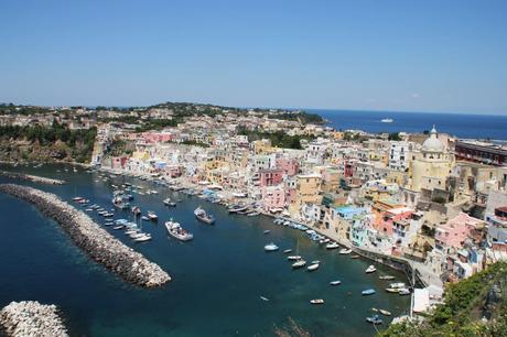 Metti una giornata a Procida