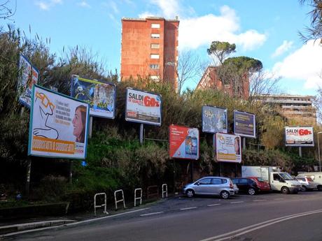 La camorra dei cartelloni pubblicitari tiene in pugno la Commissione Commercio. Ignazio Marino e Marta Leonori lo sanno? Cosa fanno? Cosa pensano?