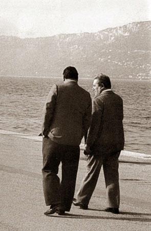 Gianni Brera e Nereo Rocco a passeggio a Trieste