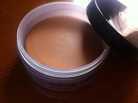 W7: makeup & glow bronzing base