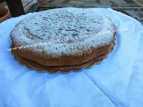 Crostata ai frutti di bosco con frangipane al pistacchio.