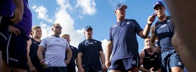 Vern Cotter con il gruppo della Scozia (credit: SRU)